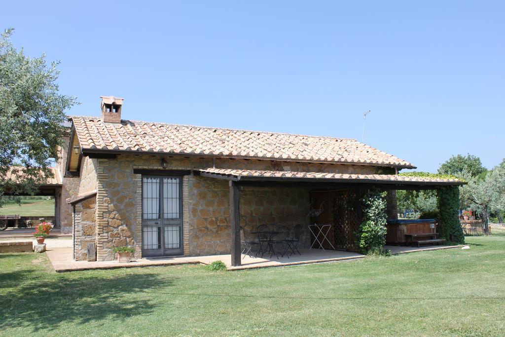 Agriturismo Nociquerceto Tarano Bilik gambar