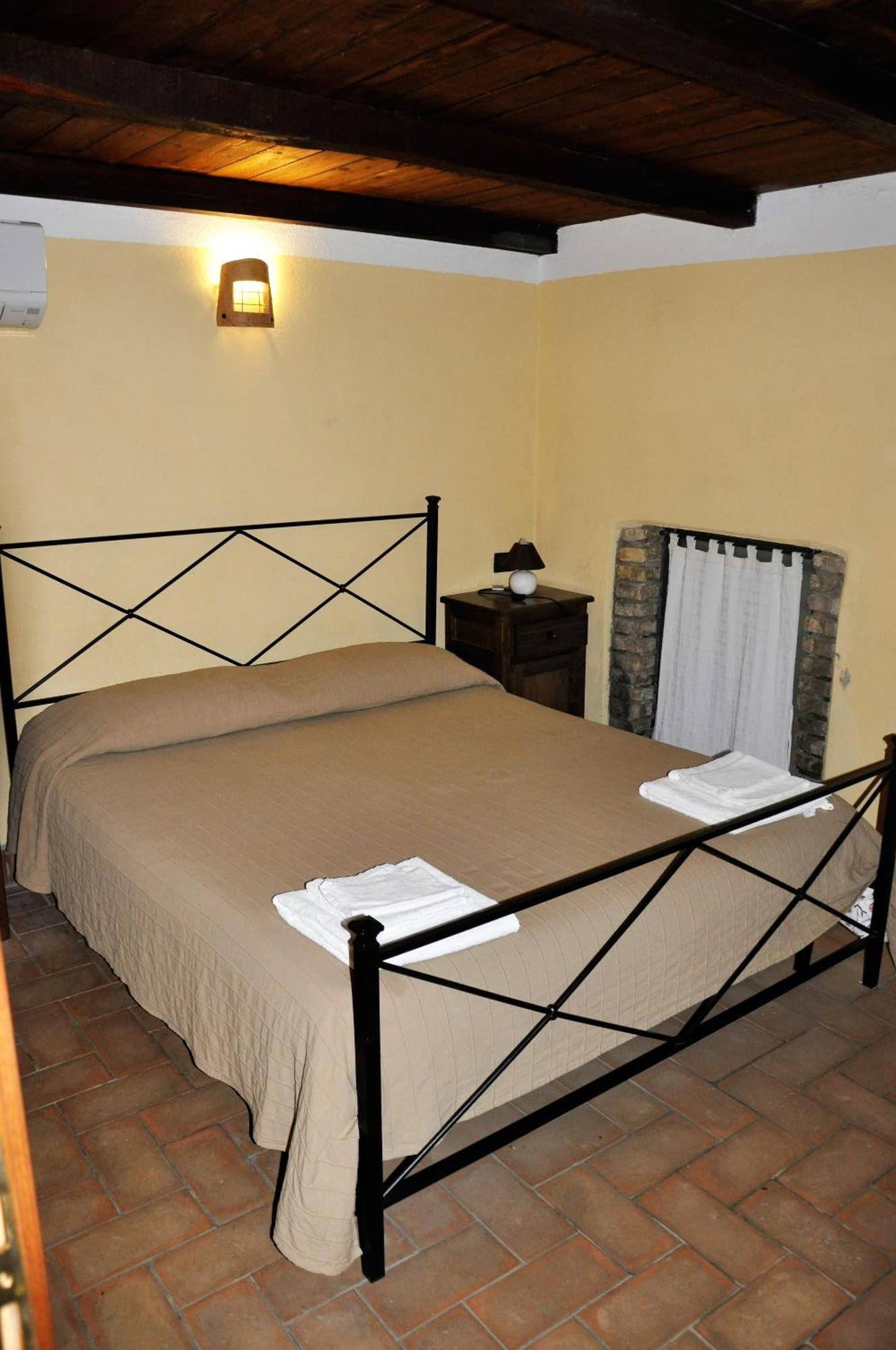 Agriturismo Nociquerceto Tarano Bilik gambar