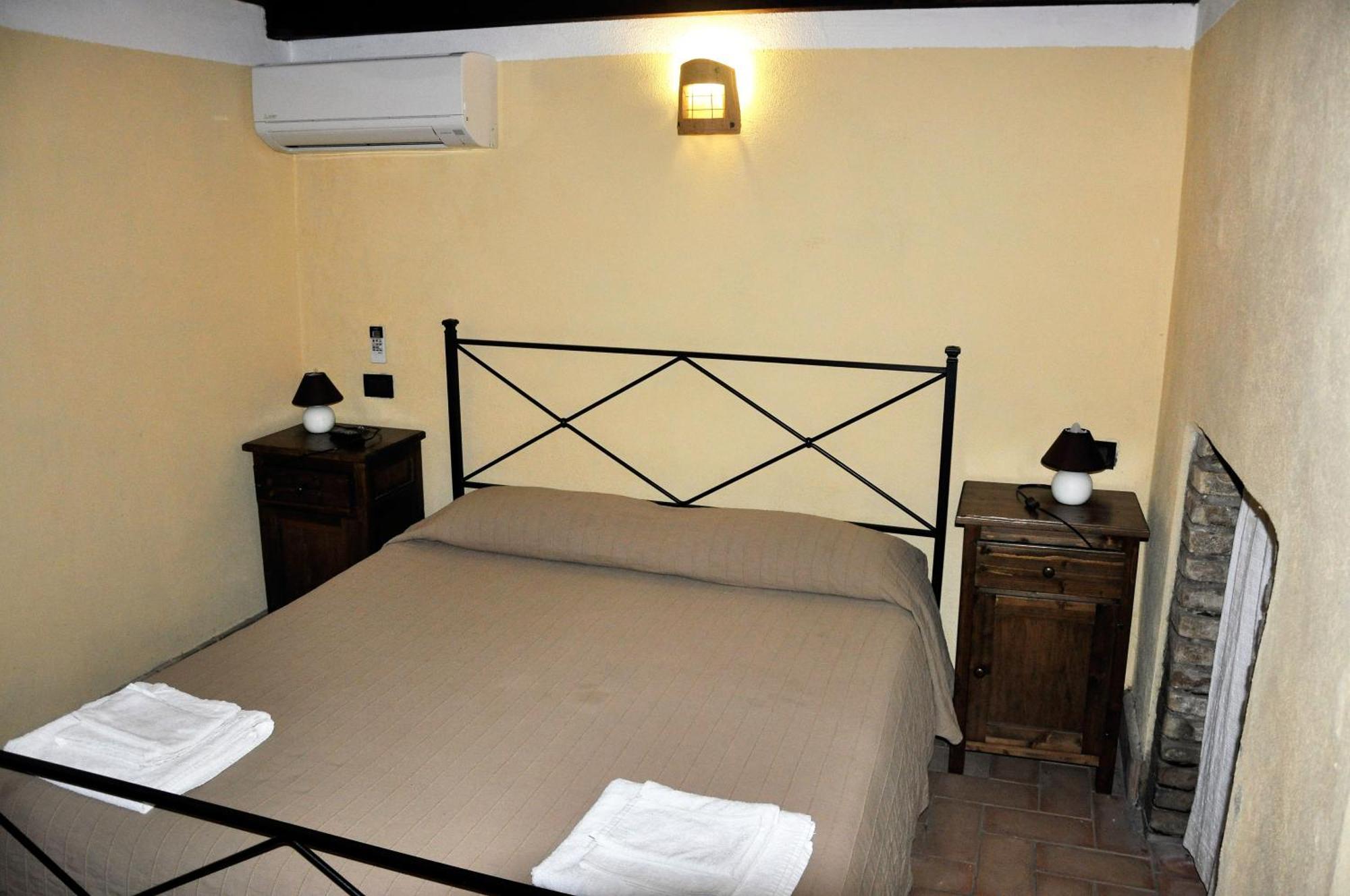 Agriturismo Nociquerceto Tarano Bilik gambar