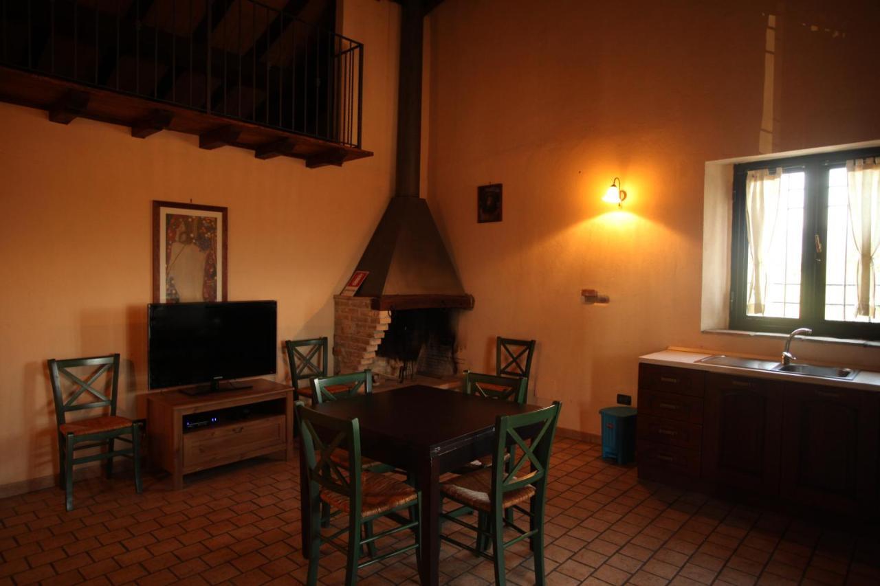 Agriturismo Nociquerceto Tarano Bilik gambar